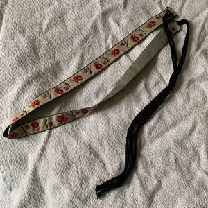 Vintage fabric tie belt with strings thumbnail 1
