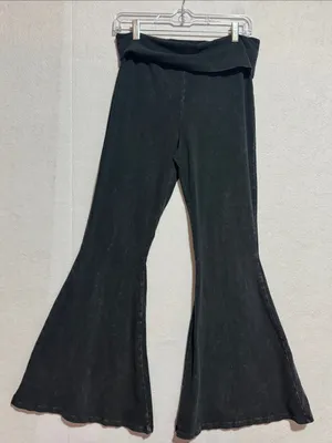 Chatoyant Black Fold-Over Waist Fit and Flare Yoga Pants thumbnail 1
