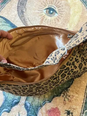 Leopard Print Shoulder Bag thumbnail 5