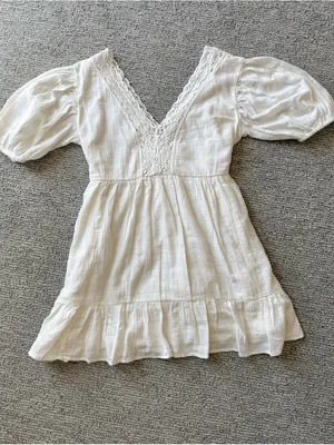 NWT BOG‎ Collective White Lace V-Neck Puff Sleeve Summer Mini Dress Size XS thumbnail 4