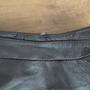 Newport News Vintage Ladies' Scrunch Waist Brown Leather Jacket 4 thumbnail 7