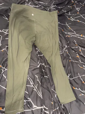 Lululemon Women's Align HR Pant 25" Leggings in green size 18 thumbnail 5