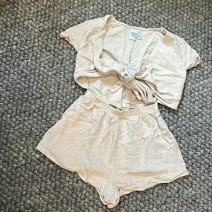 Princess Polly Linen Blend Cream Textured Tie Front Romper Size 4 thumbnail 3