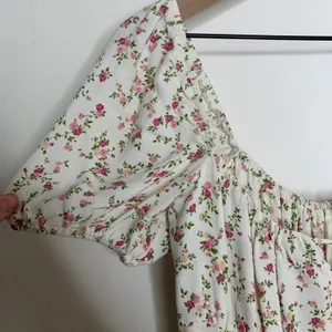 Reformation Corbin Floral Mini Dress Womens Size 8 thumbnail 7