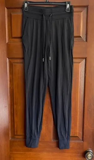Lululemon cinch waist jogger size small thumbnail 1