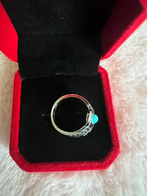 Gorgeous Silver Simulated Turquoise Ring Size 7 thumbnail 3