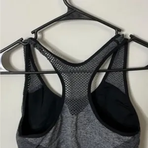 PINK Victoria’s Secret Seamless Racerback Sport Bra Activewear Athleisure Medium thumbnail 5