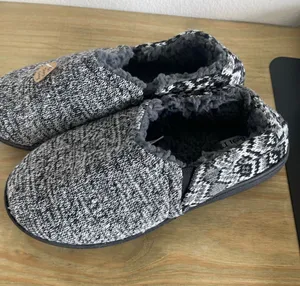 NWT Born Knit Sherpa Black and Gray Comfy Slip On Aztec Slippers Womens Small 6 thumbnail 1