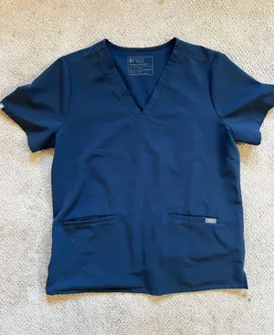FIGS Scrub Top thumbnail 1