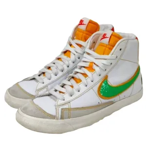 White Nike Blazer sneakers US 7y thumbnail 3