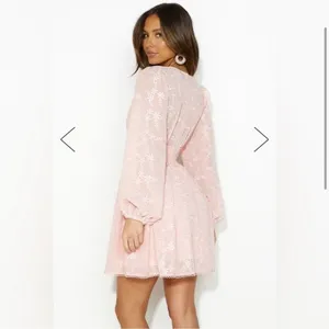 Hello Molly Flower Patch Mini‎ Dress Size 2 XS Pink Long Sleeves Floral Feminine thumbnail 3