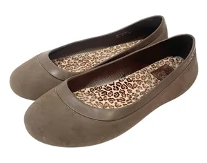 Crocs Mammoth Women’s‎ Size 8 Ballet Flat Leopard Print lined Shoes Brown thumbnail 1
