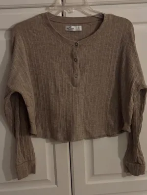 Hollister Womens‎ Tan Ribbed Henley Long Sleeve Cropped Top Small 339L2907 thumbnail 1