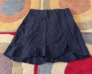Abercrombie & Fitch Black Asymmetrical High Waisted Linen Skirt with Slit Small thumbnail 1