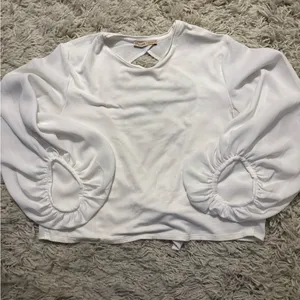 Zara Elegant White Cut Out Tie-Back Blouse Size S thumbnail 3