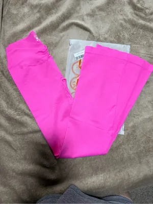 OOQ Pink Activewear High Waisted Flare Leggings- Vibrant Magenta thumbnail 3