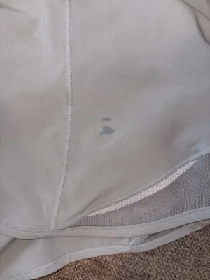 Lululemon Hotty Hot 4" thumbnail 2