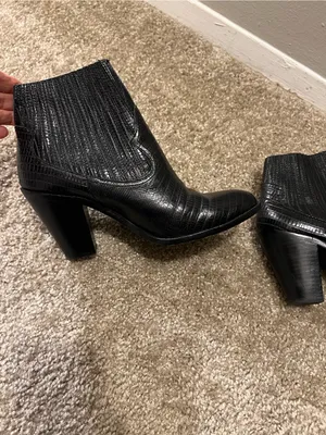 ASH IIona Pull on Heeled leather embossed ankle bootie 39‎ thumbnail 5
