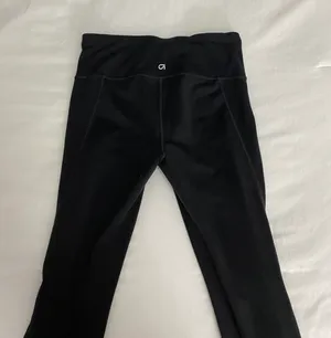 Gap Black Capri Length Leggings thumbnail 5