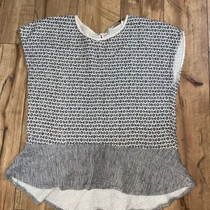 zara top thumbnail 1