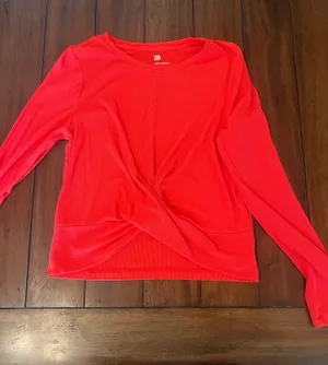 All In Motion Crop along sleeve Top Small thumbnail 1