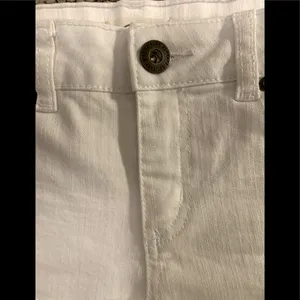O'Neill white shorts thumbnail 3