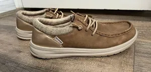 Brown Size 9 thumbnail 1