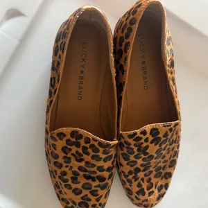Lucky Brand Animal Print Flats Loafers Womens 7 thumbnail 2