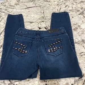 Seven7 Slimming Skinny Jeans y2k with sparkly sequins on back‎ pockets thumbnail 3