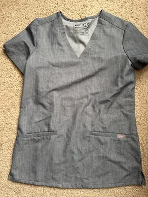 FIGS Scrub Top thumbnail 1