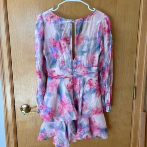 Hello Molly Mini Dress Women Small Pink Floral Tiered Ruffle Open Back V-Neck thumbnail 2