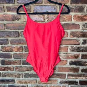 NWT Quince Cherry Red Italian Cami One-Piece Swimsuit Women's Size Large thumbnail 3