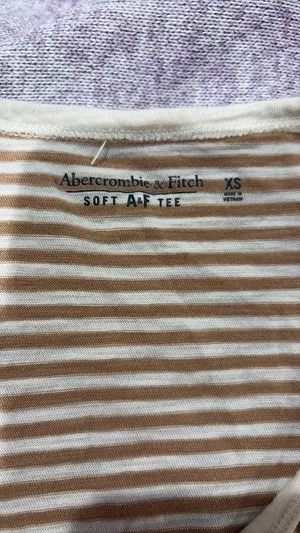 Abercrombie Soft A&F Tee thumbnail 4