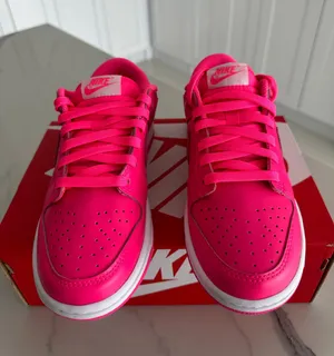 Nike Women’s Dunk Low Sneakers thumbnail 3