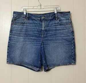 American Eagle Perfect Bermuda Shorts Women’s 16 Strigid Stretch Denim 8” Blue thumbnail 1
