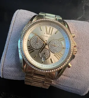 Michael Kors gold watch thumbnail 1