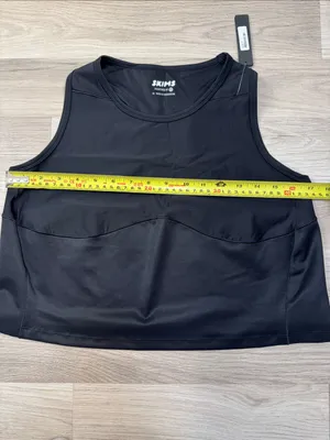 SKIMS Black Women's Athletic Tank Top - Racerback Performance Tee thumbnail 6