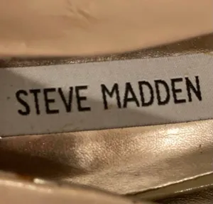 Steve Madden Patent Leather Nude Tan Studded Platform Studded Shoes Heels 9.5 thumbnail 8