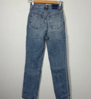 Abercrombie Curve love ultra high rise straight 90’s thumbnail 5