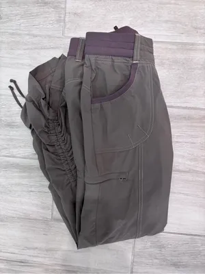 Kuhl Trekr Convertible Cinched leg hiking pants size 4 short thumbnail 1