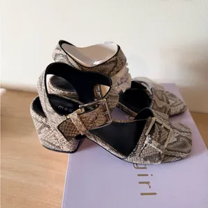 Madden Girl Snakeskin Patterned Women's Sandals thumbnail 2