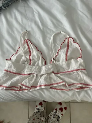 Urban Outfitters Top thumbnail 2
