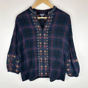Johnny Was Workshop Vika Paris Effortless Blouse thumbnail 1