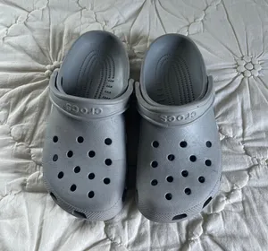 Gray crocs thumbnail 1