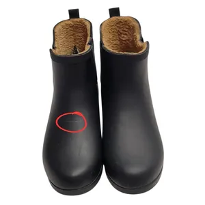 Chooka Delridge Chelsea Black Waterproof Rain Boots Warm Plush Lining Women 9 thumbnail 8