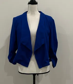 Shein Cropped Blazer thumbnail 1