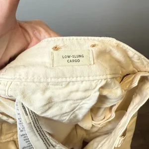 Madewell Women's Low Slung Cargo Beige Pants‎ Size 27 thumbnail 5