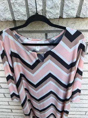Chevron Shift Dress in Blush, Black & White thumbnail 2