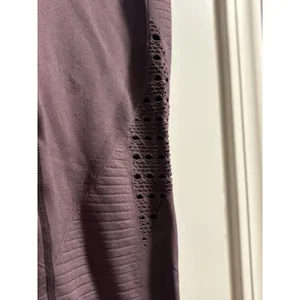 Gymshark Energy+ Seamless Leggings Womens XS‎ Purple Excellent High Waist Eyelet thumbnail 3
