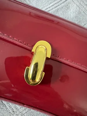 Red/burgundy glossy shoulder bag Red thumbnail 5